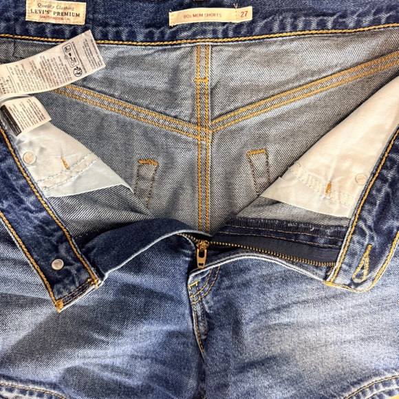 Levi’s 80s Mom Jeans Shorts Medium Wash Women’s Size 27 Mid Rise - Picture 5 of 6